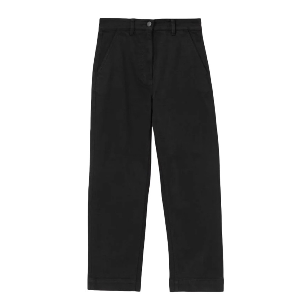 Everlane The Straight-Leg Crop pants in black color